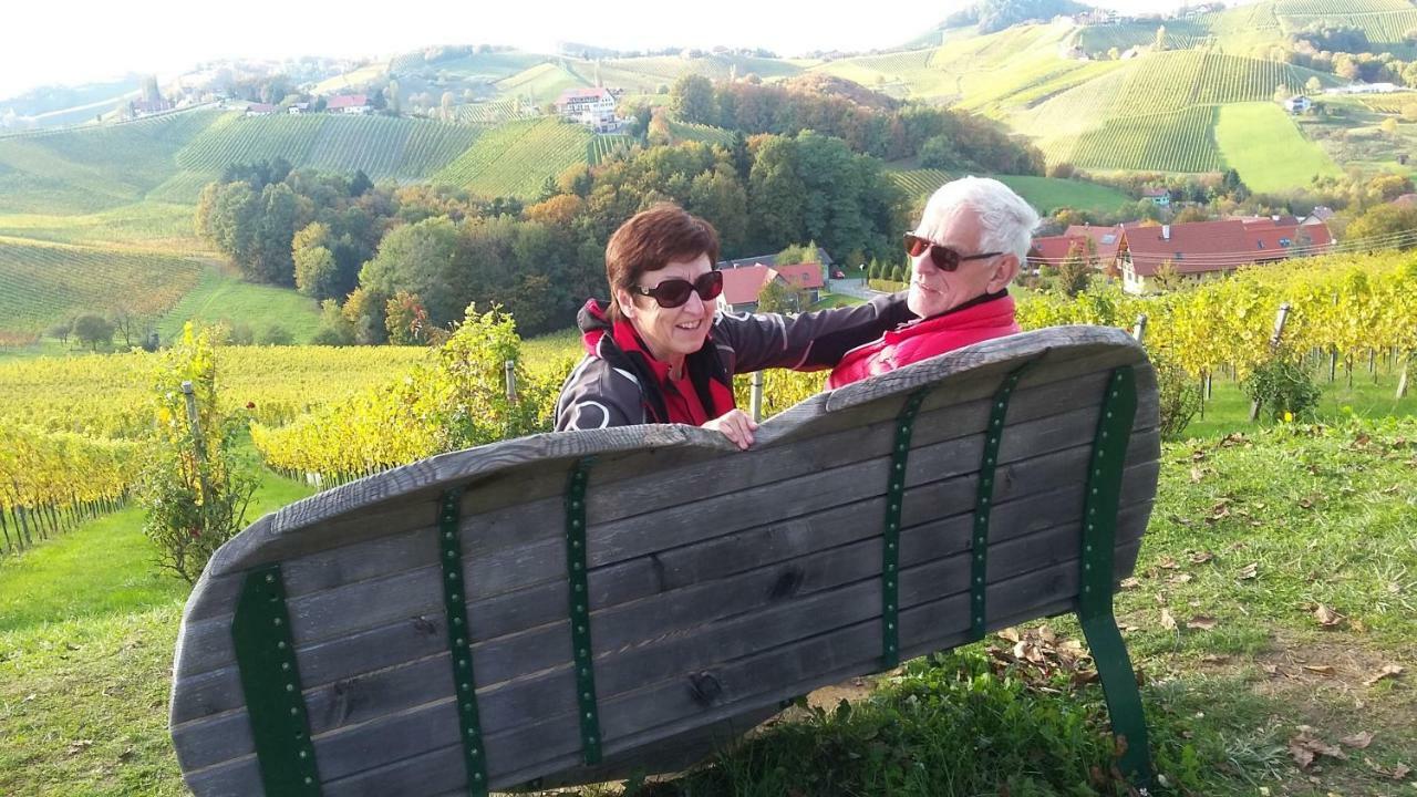 Anna'S Home - Ferienwohnungen Ratsch an der Weinstraße Exterior foto
