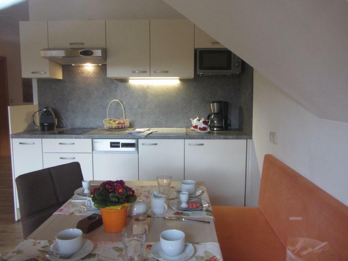 Anna'S Home - Ferienwohnungen Ratsch an der Weinstraße Exterior foto